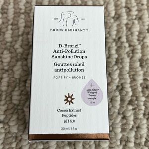 Drunk Elephant
D-Bronzi™ Bronzing Drops with Peptides